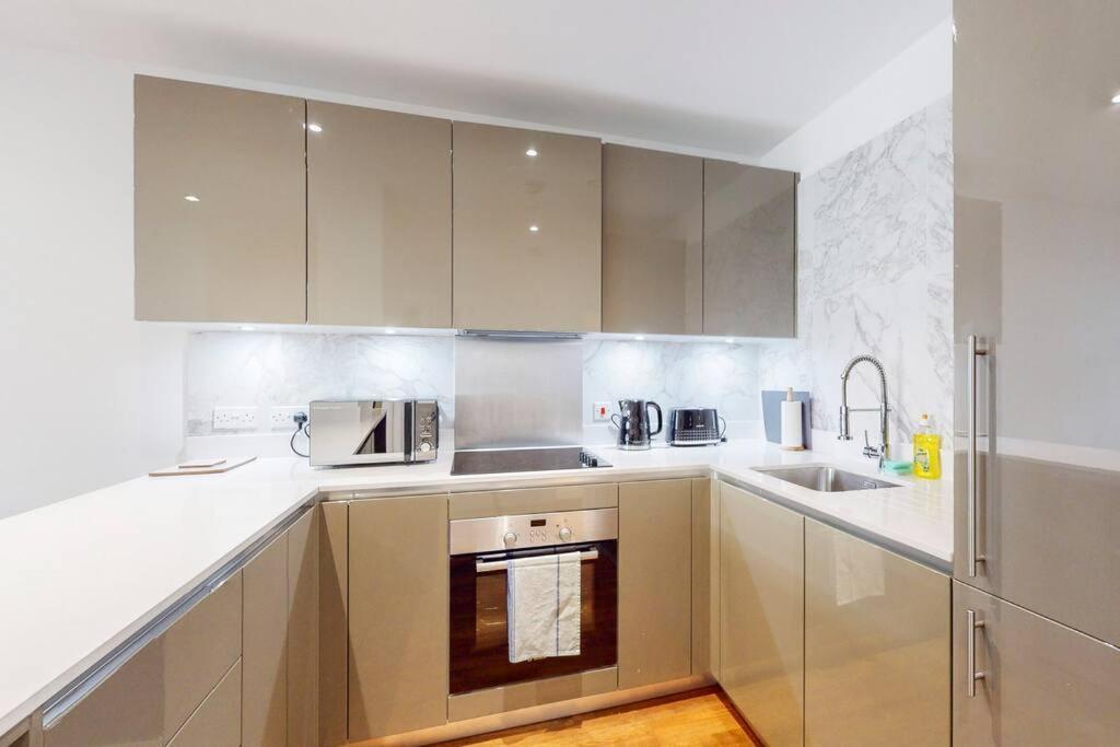 Lovely 1 Bedroom In Royal Arsenal Riverside London Exterior foto